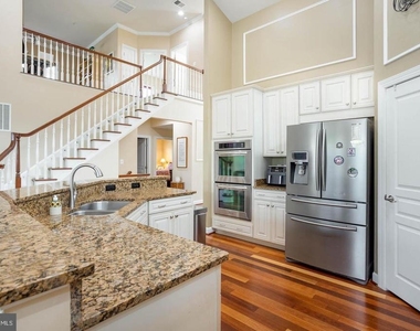714 Monarchos Drive - Photo Thumbnail 12