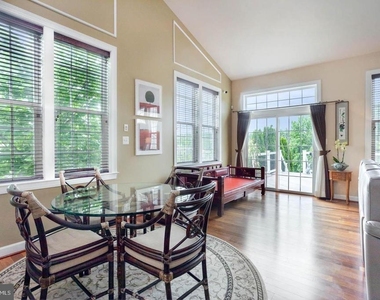 714 Monarchos Drive - Photo Thumbnail 18