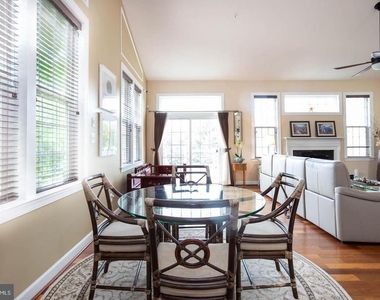 714 Monarchos Drive - Photo Thumbnail 17
