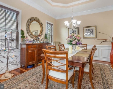 714 Monarchos Drive - Photo Thumbnail 15