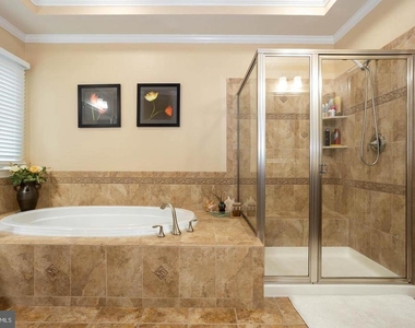 714 Monarchos Drive - Photo Thumbnail 27