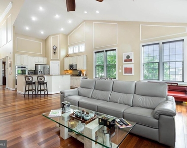714 Monarchos Drive - Photo Thumbnail 19