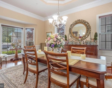 714 Monarchos Drive - Photo Thumbnail 16