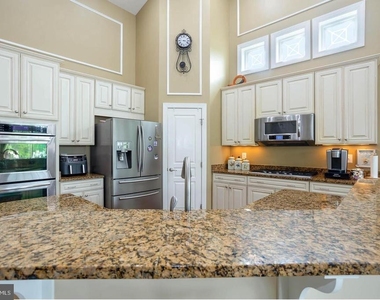 714 Monarchos Drive - Photo Thumbnail 11