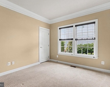 714 Monarchos Drive - Photo Thumbnail 67