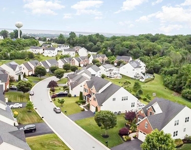 714 Monarchos Drive - Photo Thumbnail 80