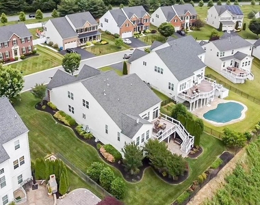714 Monarchos Drive - Photo Thumbnail 81