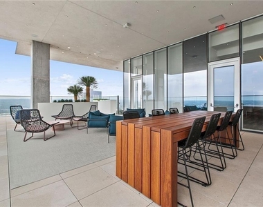 301 West Ave - Photo Thumbnail 14