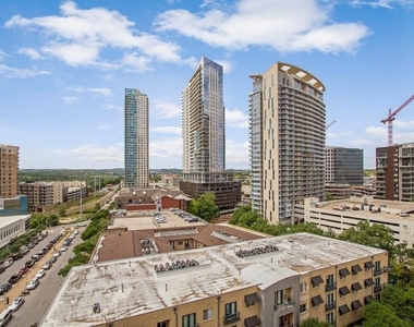 301 West Ave - Photo Thumbnail 11