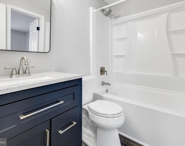 5778 Sunset View Lane - Photo Thumbnail 9