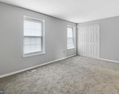 5778 Sunset View Lane - Photo Thumbnail 11