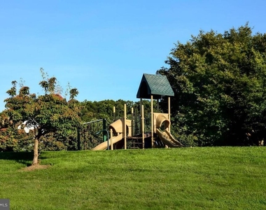5940 Tomahawk Street - Photo Thumbnail 19