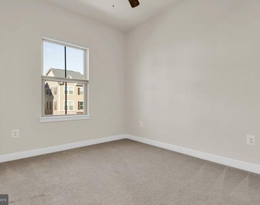 5940 Tomahawk Street - Photo Thumbnail 46