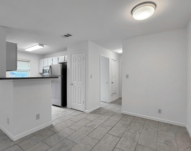 403 Fantail Loop - Photo Thumbnail 5