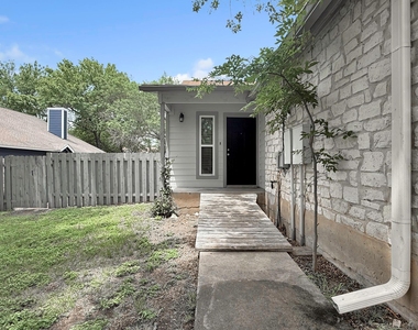 403 Fantail Loop - Photo Thumbnail 22