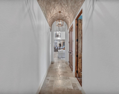 144 Serene St - Photo Thumbnail 17