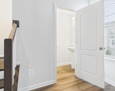 22 Chester Court - Photo Thumbnail 31
