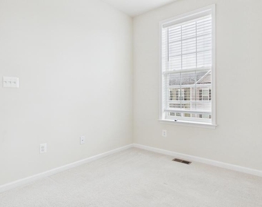 22 Chester Court - Photo Thumbnail 59