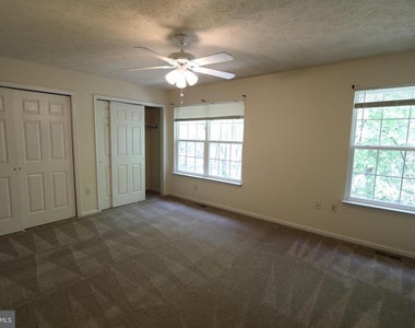 5506 Irish Lord Place - Photo Thumbnail 1