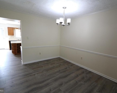 5506 Irish Lord Place - Photo Thumbnail 11