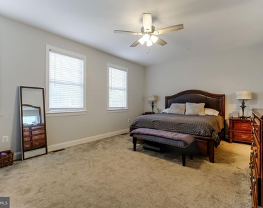 976 Rye Drive - Photo Thumbnail 11