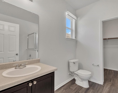 9300 China Rose Dr - Photo Thumbnail 22