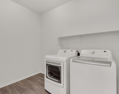 9300 China Rose Dr - Photo Thumbnail 9