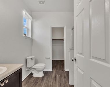 9300 China Rose Dr - Photo Thumbnail 19