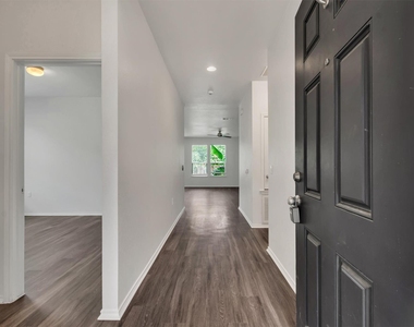 9300 China Rose Dr - Photo Thumbnail 3