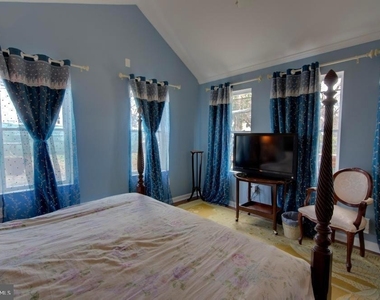 2924 Virginia Avenue - Photo Thumbnail 22