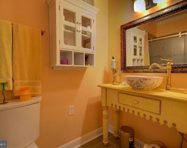 2924 Virginia Avenue - Photo Thumbnail 13