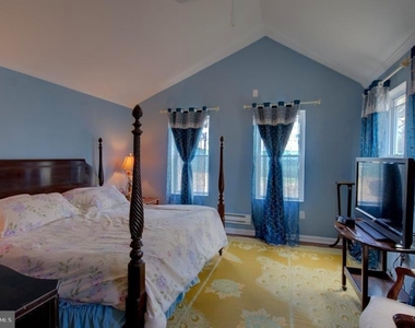 2924 Virginia Avenue - Photo Thumbnail 20