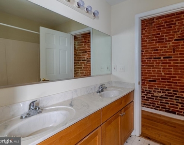 1712 Thames Street - Photo Thumbnail 11