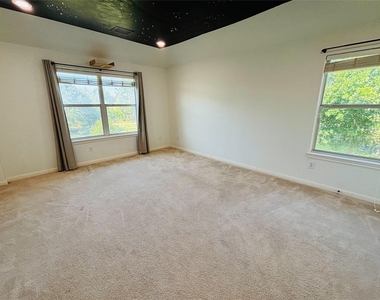 4430 Pasada Ln - Photo Thumbnail 25