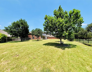 4430 Pasada Ln - Photo Thumbnail 25