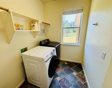 4430 Pasada Ln - Photo Thumbnail 11