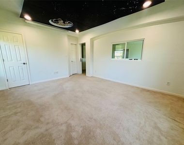 4430 Pasada Ln - Photo Thumbnail 26