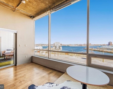 1200 Steuart Street - Photo Thumbnail 22