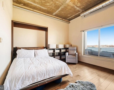 1200 Steuart Street - Photo Thumbnail 15