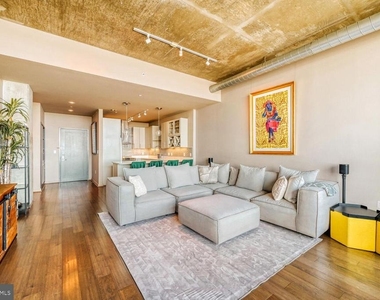 1200 Steuart Street - Photo Thumbnail 5