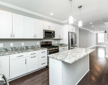 1815 Westphal Place - Photo Thumbnail 7
