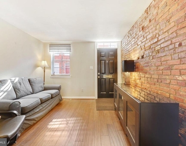 24 E Hamburg Street - Photo Thumbnail 5