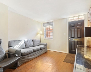 24 E Hamburg Street - Photo Thumbnail 4