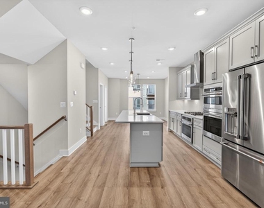 2507 Light Street - Photo Thumbnail 6