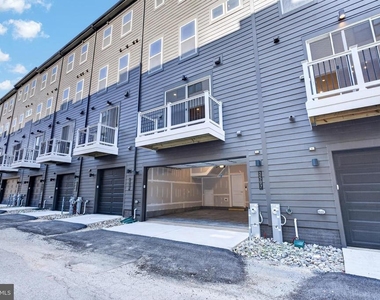 2507 Light Street - Photo Thumbnail 44