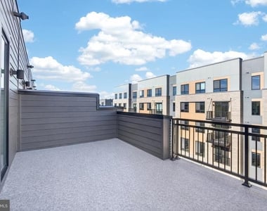 2507 Light Street - Photo Thumbnail 3