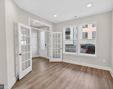 2507 Light Street - Photo Thumbnail 38