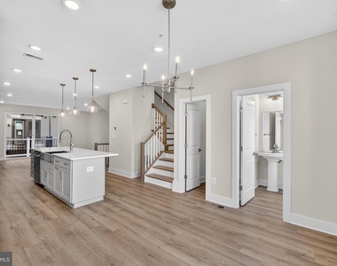 2507 Light Street - Photo Thumbnail 9