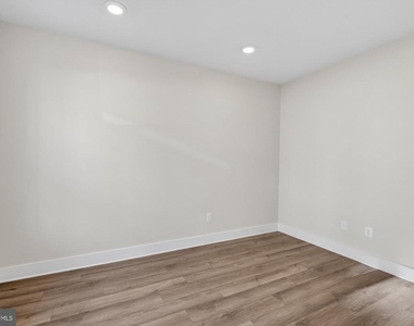 2507 Light Street - Photo Thumbnail 37