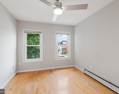 130 E Randall Street - Photo Thumbnail 27